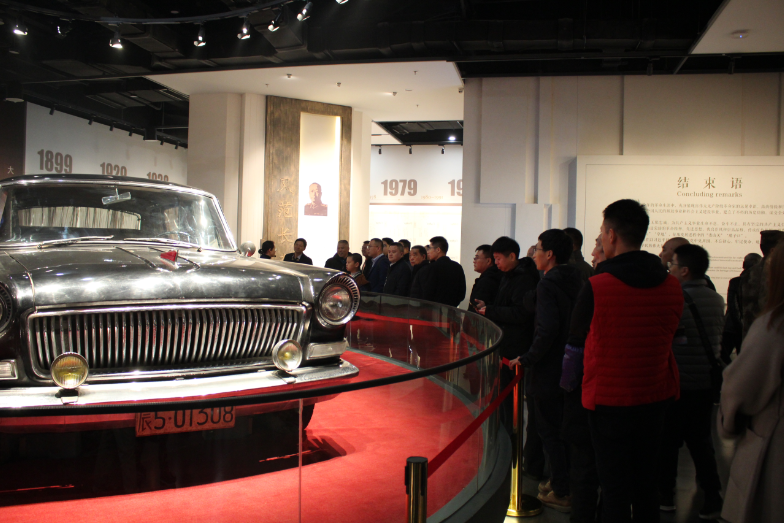 招商港灣集團管理班子“不忘初心，聚力前行”紅色之旅團建活動-