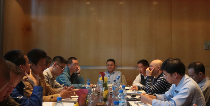 集團(tuán)副總裁兼工程公司總經(jīng)理萬(wàn)泗新先生前往中東、非洲分公司考察指導(dǎo)工作