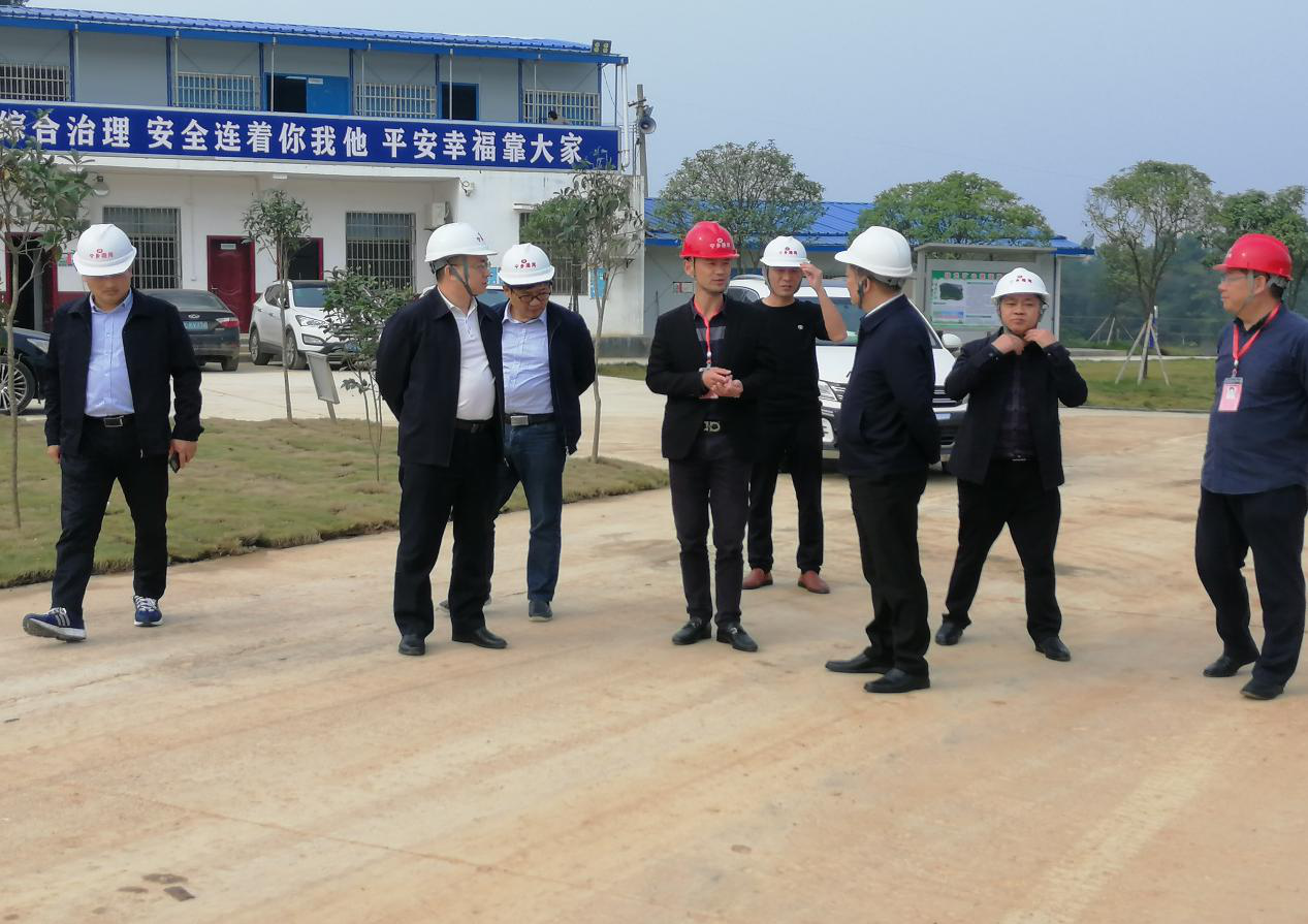 寧鄉(xiāng)市委常委、常務(wù)副市長王湘云一行蒞臨寧鄉(xiāng)港灣公司考察指導(dǎo)工作
