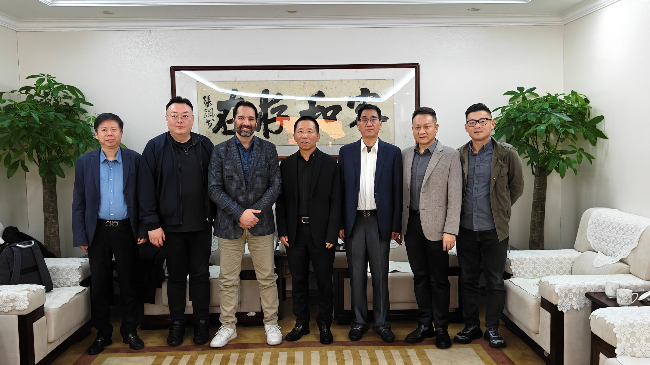 招商港灣集團(tuán)與拉法基豪瑞集團(tuán)共商海外戰(zhàn)略發(fā)展